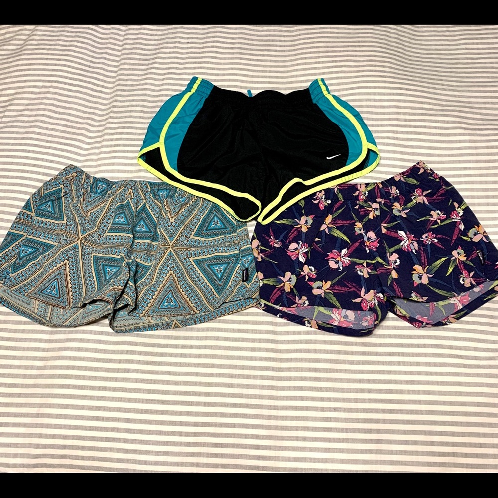 Athletic shorts bundle (Nike + Patagonia) XS